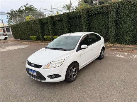 FORD Focus Hatch 2.0 16V 4P GLX AUTOM�TICO, Foto 3