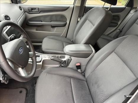 FORD Focus Hatch 2.0 16V 4P GLX AUTOM�TICO, Foto 5