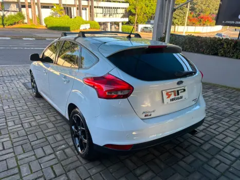 FORD Focus Hatch 2.0 16V 4P FLEX SE POWERSHIFT AUTOM�TICO, Foto 4