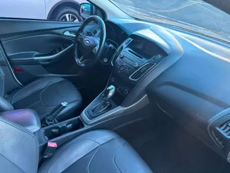 FORD Focus Hatch 2.0 16V 4P FLEX SE POWERSHIFT AUTOM�TICO, Foto 10