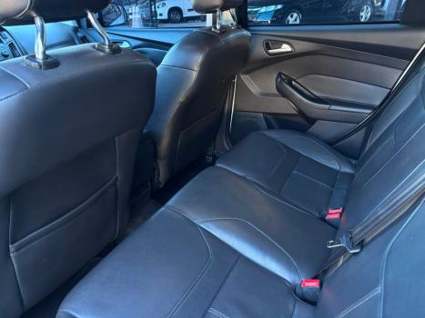 FORD Focus Hatch 2.0 16V 4P FLEX SE PLUS POWERSHIFT AUTOM�TICO, Foto 10