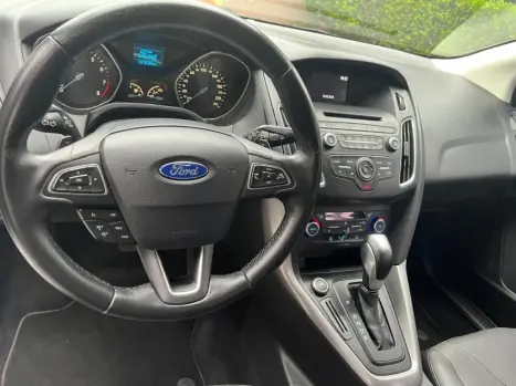 FORD Focus Hatch 2.0 16V 4P FLEX SE POWERSHIFT AUTOM�TICO, Foto 11