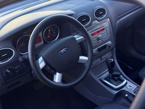 FORD Focus Hatch 2.0 16V 4P FLEX TITANIUM AUTOM�TICO, Foto 10