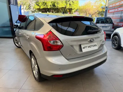 FORD Focus Hatch 2.0 16V 4P FLEX AUTOM�TICO, Foto 4
