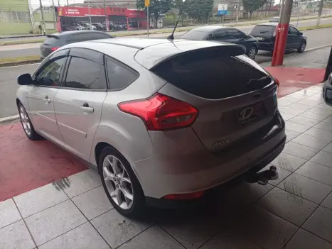 FORD Focus Hatch 2.0 16V 4P FLEX SE POWERSHIFT AUTOM�TICO, Foto 9