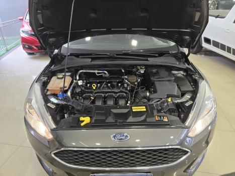 FORD Focus Hatch 2.0 16V 4P FLEX SE AUTOM�TICO, Foto 17