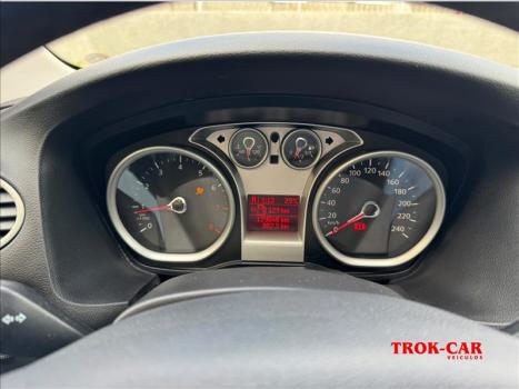 FORD Focus Hatch 2.0 16V 4P FLEX AUTOMÁTICO, Foto 5