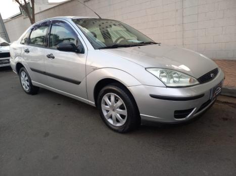 FORD Focus Sedan 1.6 4P GL, Foto 6