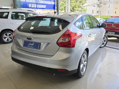 FORD Focus Sedan 1.6 S 16V 4P FLEX, Foto 6