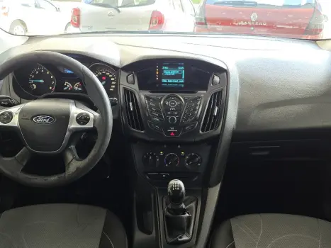 FORD Focus Sedan 1.6 S 16V 4P FLEX, Foto 8