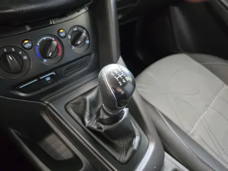 FORD Focus Sedan 1.6 S 16V 4P FLEX, Foto 9