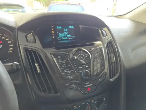 FORD Focus Sedan 1.6 S 16V 4P FLEX, Foto 13