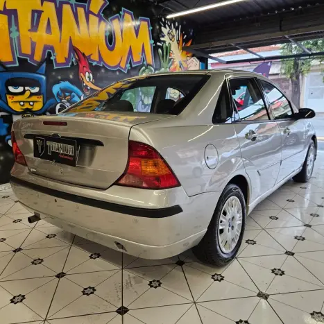 FORD Focus Sedan 1.6 4P, Foto 5