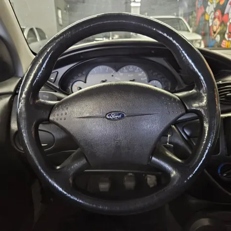 FORD Focus Sedan 1.6 4P, Foto 16