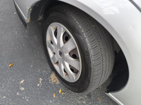 FORD Focus Sedan 1.6 4P GLX, Foto 4