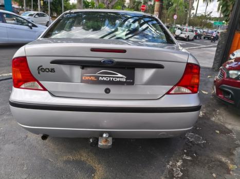 FORD Focus Sedan 1.6 4P GLX, Foto 8