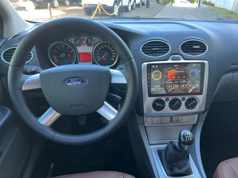 FORD Focus Sedan 1.6 16V 4P GL FLEX, Foto 5