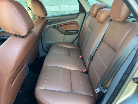 FORD Focus Sedan 1.6 16V 4P GL FLEX, Foto 11