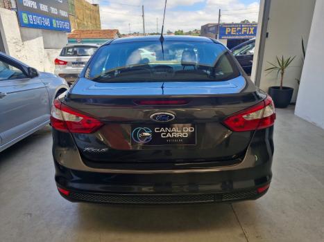 FORD Focus Sedan 1.6 S 16V 4P FLEX, Foto 5