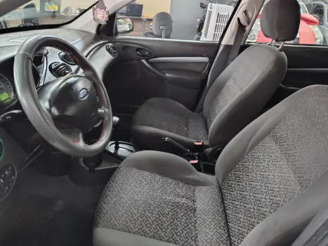 FORD Focus Sedan 2.0 16V 4P GLX FLEX AUTOMÁTICO, Foto 11 FORD Focus Sedan 2.0 16V 4P GLX FLEX AUTOMÁTICO, Foto 11