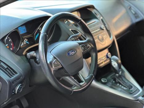 FORD Focus Sedan 2.0 16V 4P FLEX SE FASTBACK POWERSHIFT AUTOMTICO, Foto 3