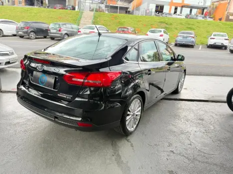 FORD Focus Sedan 2.0 16V 4P FLEX TITANIUM AUTOMTICO, Foto 4