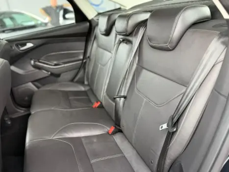 FORD Focus Sedan 2.0 16V 4P FLEX TITANIUM AUTOMTICO, Foto 12