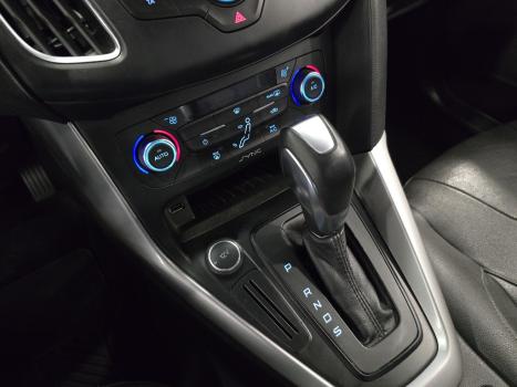 FORD Focus Sedan 2.0 16V 4P FLEX SE FASTBACK POWERSHIFT AUTOM�TICO, Foto 9
