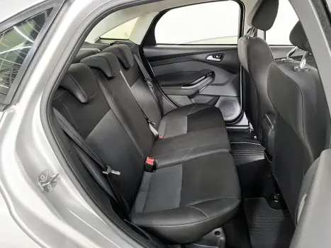 FORD Focus Sedan 2.0 16V 4P FLEX SE FASTBACK POWERSHIFT AUTOM�TICO, Foto 7