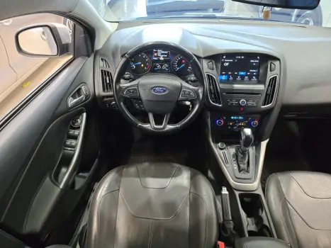 FORD Focus Sedan 2.0 16V 4P FLEX SE POWERSHIFT AUTOM�TICO, Foto 10