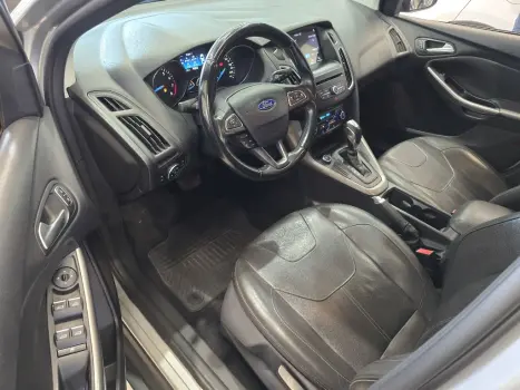 FORD Focus Sedan 2.0 16V 4P FLEX SE POWERSHIFT AUTOM�TICO, Foto 13