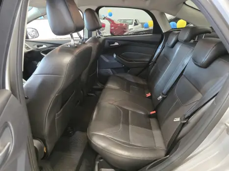 FORD Focus Sedan 2.0 16V 4P FLEX SE POWERSHIFT AUTOM�TICO, Foto 15