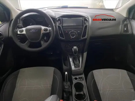 FORD Focus Sedan 2.0 16V 4P FLEX S POWERSHIFT AUTOM�TICO, Foto 7