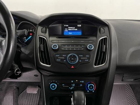 FORD Focus Sedan 2.0 16V 4P FLEX SE FASTBACK POWERSHIFT AUTOM�TICO, Foto 14