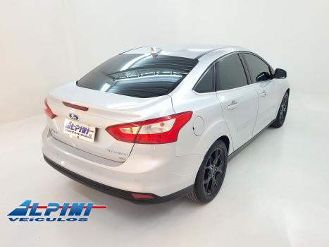 FORD Focus Sedan 2.0 16V 4P FLEX TITANIUM POWERSHIFT AUTOMÁTICO, Foto 2