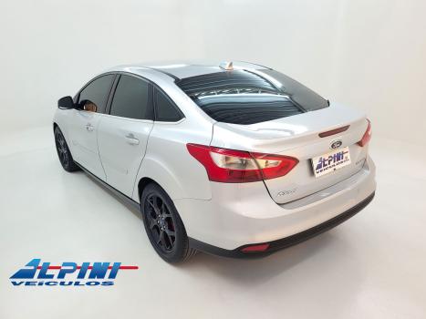FORD Focus Sedan 2.0 16V 4P FLEX TITANIUM POWERSHIFT AUTOMÁTICO, Foto 3