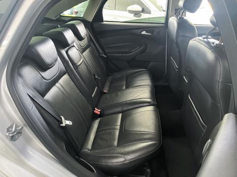 FORD Focus Sedan 2.0 16V 4P FLEX TITANIUM POWERSHIFT AUTOMÁTICO, Foto 7