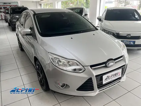 FORD Focus Sedan 2.0 16V 4P FLEX TITANIUM POWERSHIFT AUTOMÁTICO, Foto 2