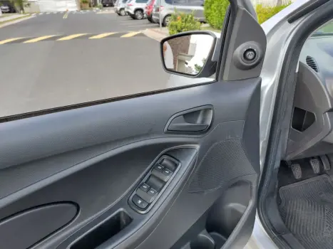 FORD Ka Hatch 1.5 12V 4P FLEX TI-VCT SE PLUS, Foto 13