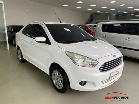 FORD Ka + Sedan 1.5 16V 4P FLEX SIGMA SE PLUS, Foto 3
