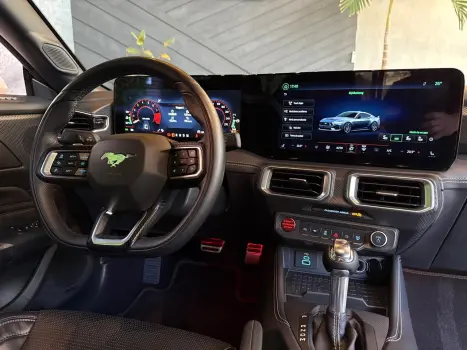 FORD Mustang 5.0 V8 32V COUP� GT PERFORMANCE AUTOM�TICO, Foto 13