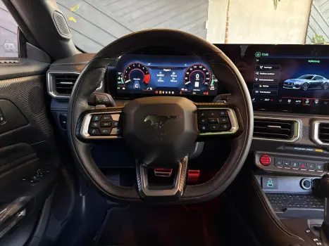 FORD Mustang 5.0 V8 32V COUP� GT PERFORMANCE AUTOM�TICO, Foto 14