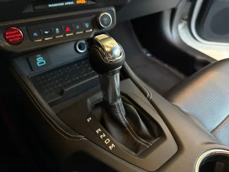 FORD Mustang 5.0 V8 32V COUP� GT PERFORMANCE AUTOM�TICO, Foto 17