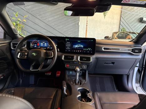 FORD Mustang 5.0 V8 32V COUP� GT PERFORMANCE AUTOM�TICO, Foto 12