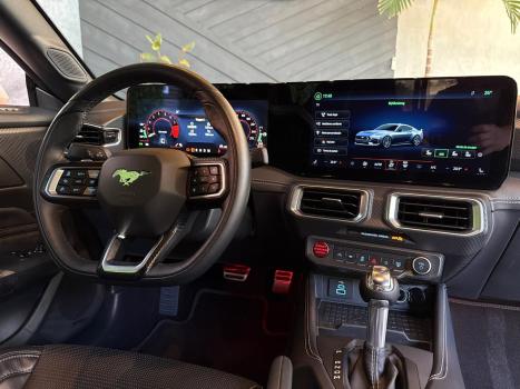FORD Mustang 5.0 V8 32V COUP� GT PERFORMANCE AUTOM�TICO, Foto 13