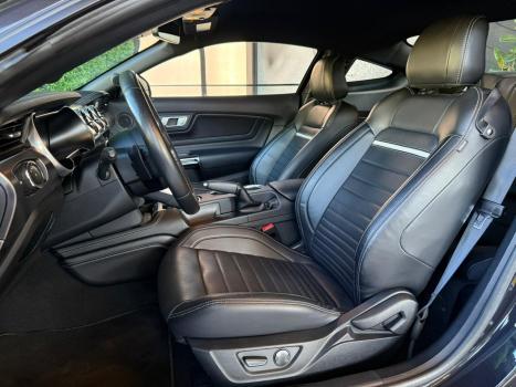 FORD Mustang 5.8 V8 MATCH 1 AUTOM�TICO, Foto 13