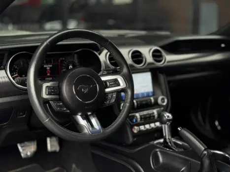 FORD Mustang , Foto 13