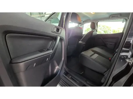 FORD Ranger 2.2 16V BLACK DIESEL CABINE DUPLA AUTOM�TICO, Foto 9