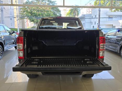 FORD Ranger 2.2 16V XLS DIESEL CABINE DUPLA AUTOM�TICO, Foto 15