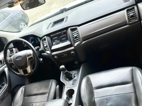 FORD Ranger 2.5 16V XLT CABINE DUPLA, Foto 14